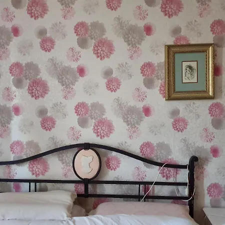 Ferienhaus House With 2 Bedrooms In With Furnished Garden And Wifi 6 Km From The Beach